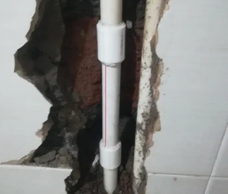 瓦房店卫生间测漏水的相关案例